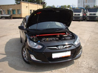 Упор капота Hyundai Solaris (2010-2014)