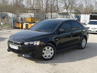 Пороги (2.0 Intense) Mitsubishi Lancer X (2007-2016) + УСТАНОВОЧНЫЙ КОМПЛЕКТ