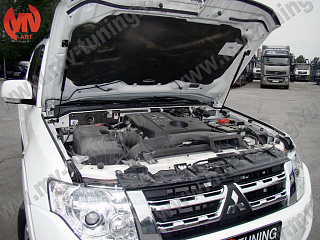 Упор капота двойной для Mitsubishi Pajero (4th generation) 2006-2017