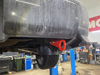 Буксировочный крюк KEIN для Subaru Forester SG 2002-2008 задний