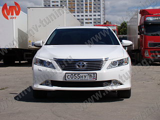 Крашеный комплект. Реснички на фары Toyota Camry V50 (2012-2014) Цвет Белый 040 + УСТАНОВОЧНЫЙ КОМПЛЕКТ