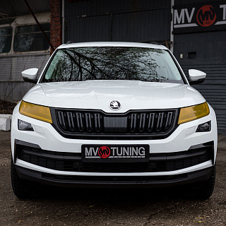 Накладки на фары Skoda Kodiaq (2016-2021) комплект (фара + птф) Желтые