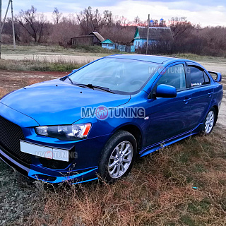 Пороги (2.0 Intense) Mitsubishi Lancer X (2007-2016) + УСТАНОВОЧНЫЙ КОМПЛЕКТ