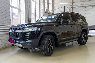 Электрические Пороги ATS для Toyota Land Cruiser LC300 (black)
