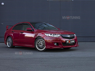 Вставка "Mugen Style" в оригинальную решетку радиатора Нonda Accord 8 (VIII) / Acura TSX (CU/CW) (2008-2010)