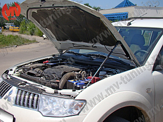 Упор капота Mitsubishi Pajero Sport (2nd generation) (2008-2015)