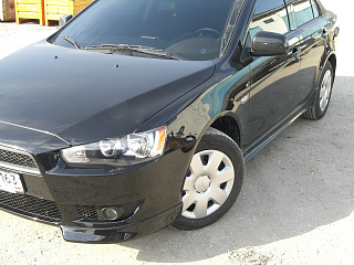 Пороги (2.0 Intense) Mitsubishi Lancer X (2007-2016) + УСТАНОВОЧНЫЙ КОМПЛЕКТ