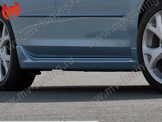 Пороги комплет на Mazda 3 (2004-2009) + УСТАНОВОЧНЫЙ КОМПЛЕКТ