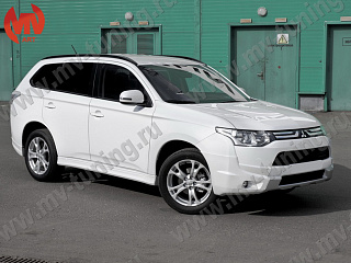 Накладка переднего бампера Mitsubishi Outlander (3rd generation) Broomer Design (2012-2014)
