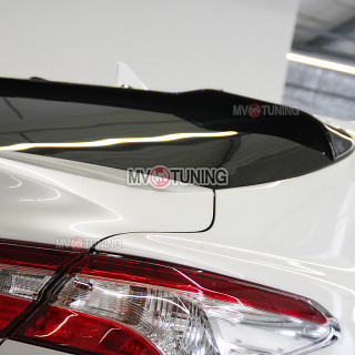 Козырек на стекло Toyota Camry V70 (2017 - 2022) + УСТАНОВОЧНЫЙ КОМПЛЕКТ