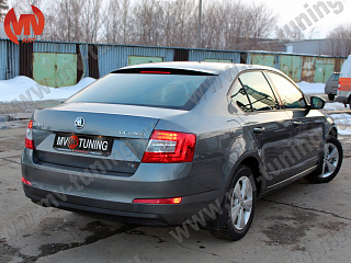 Козырек на  заднее стекло Skoda Octavia III A7 (2013 - 2023) + УСТАНОВОЧНЫЙ КОМПЛЕКТ